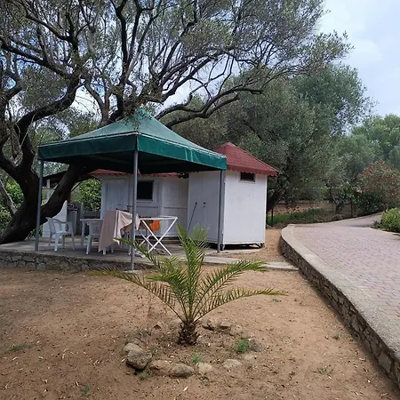 אתר קמפינג Amanti Del Mare פאלינורו